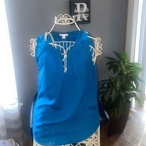 LAST CHZNCE! Blue sleeveless keyhole  blouse